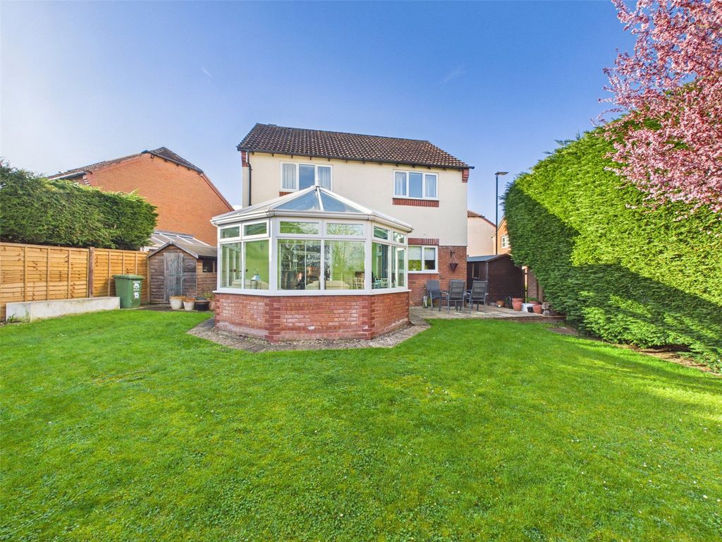 Property photo 1 of 19 Picture No. 08