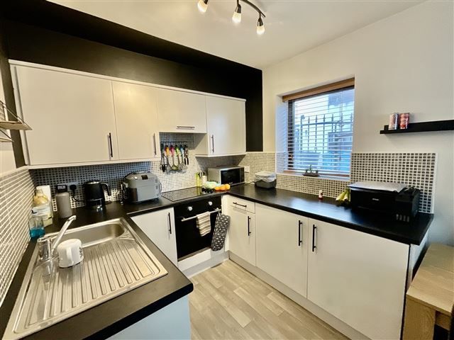 Property photo 3 of 10 Kitchen Area