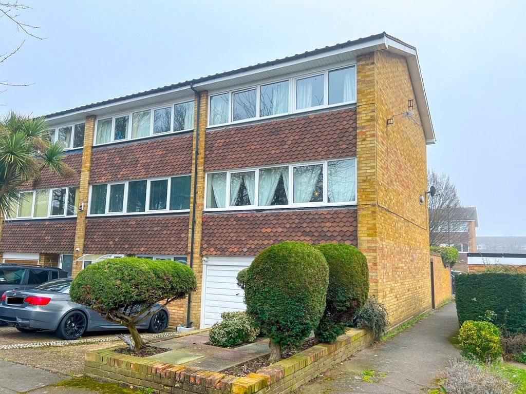 Property photo 1 of 21