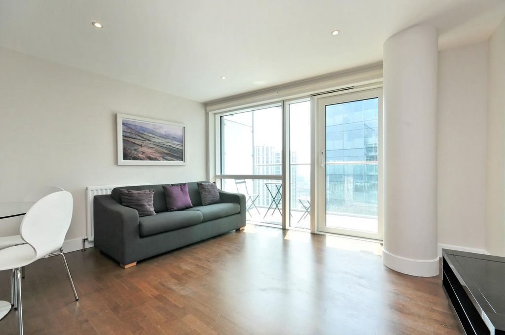Property photo 3 of 11 Image
