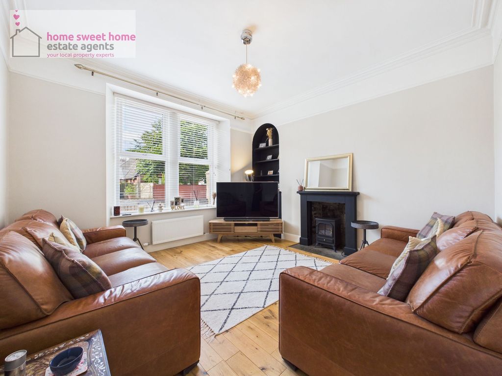 Property photo 2 of 33