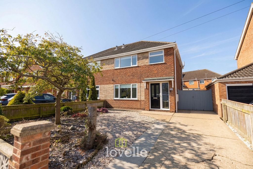 Property photo 1 of 25