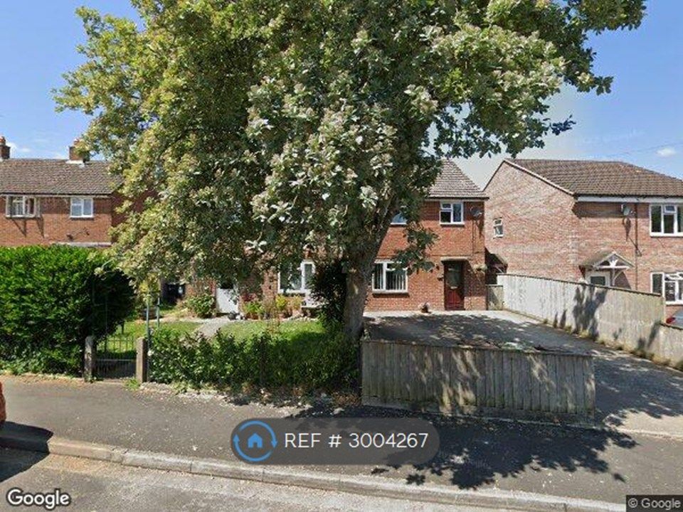Property photo 1 of 8 Detached Property