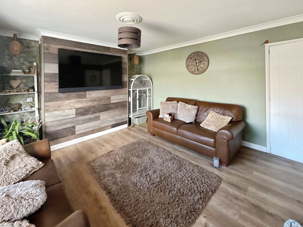 Property photo 3 of 15 39892Eed-Whatsapp 20Image 202026-04-01 20At 2009.1