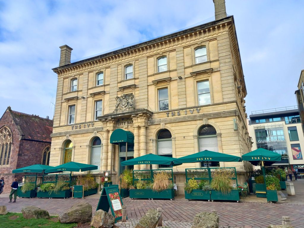 Property photo 1 of 19 External