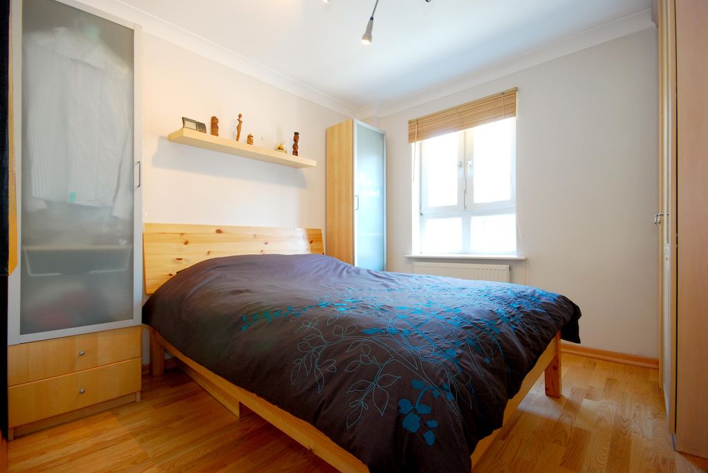 Property photo 3 of 5