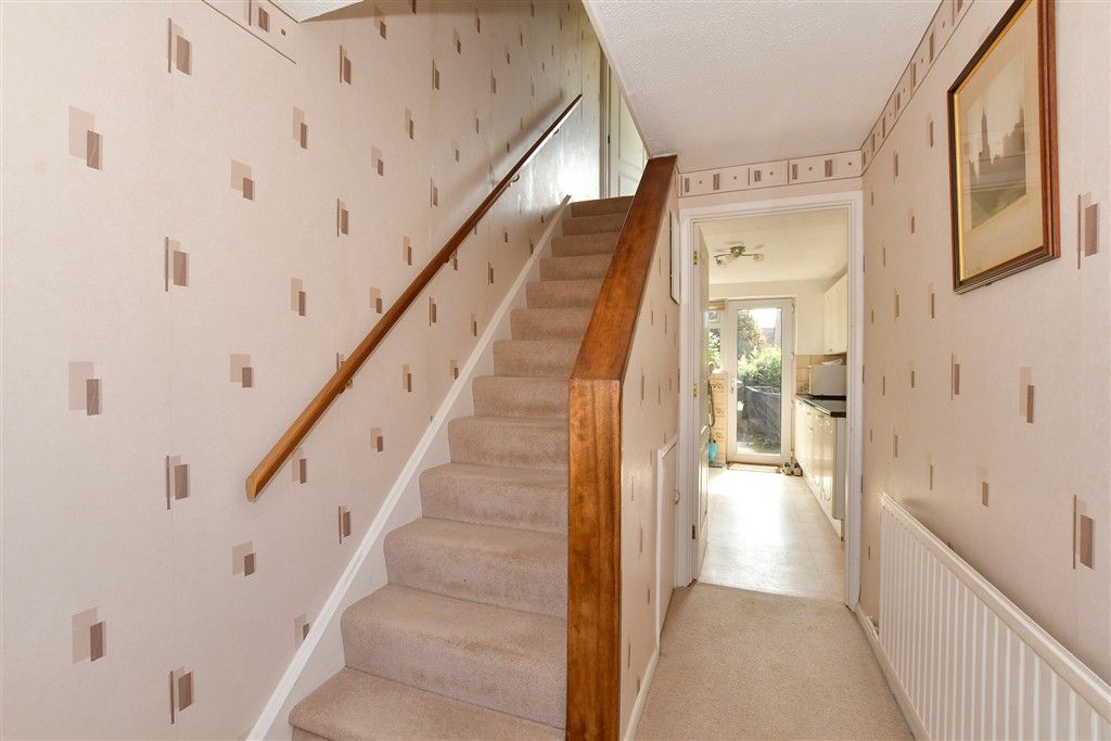Property photo 2 of 12 Entrance Hall