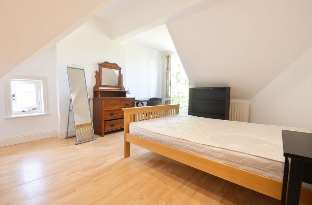 Property photo 3 of 9 U6P5F