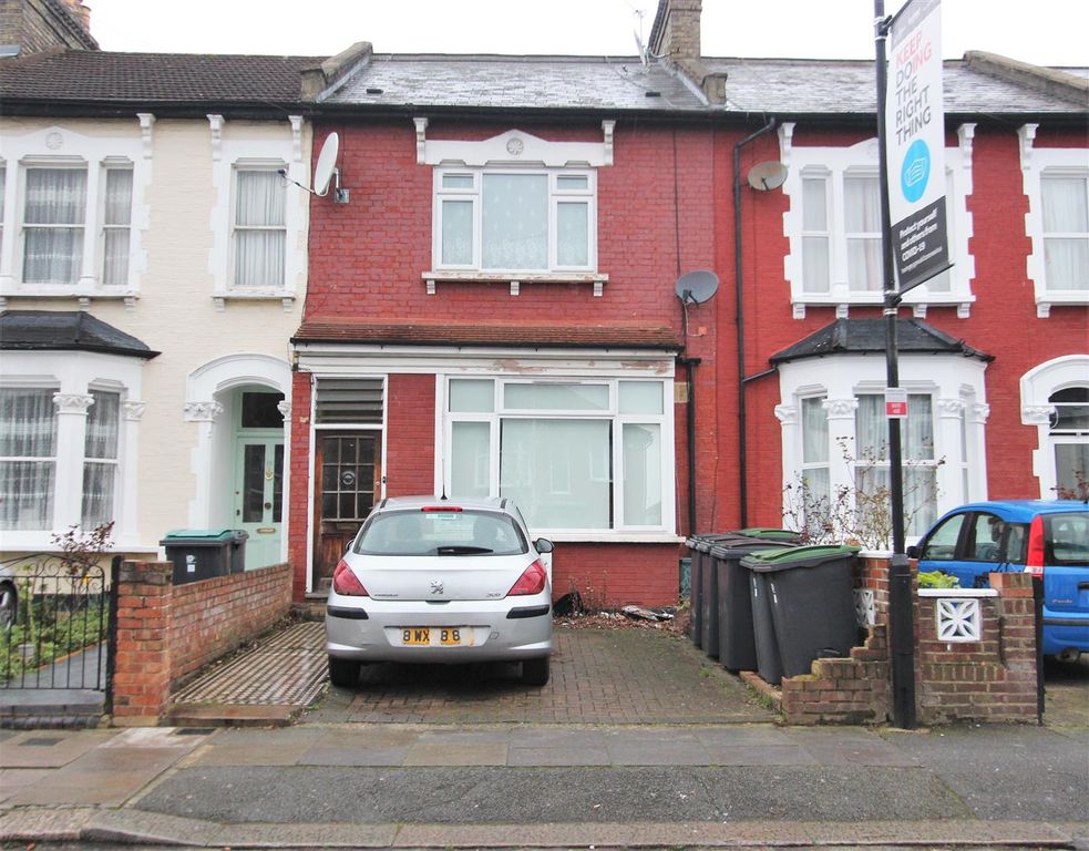 Property photo 1 of 6 Whittington Road N22