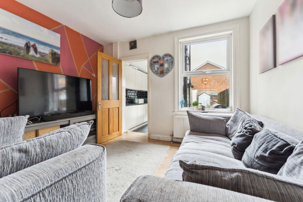 Property photo 3 of 9 Na