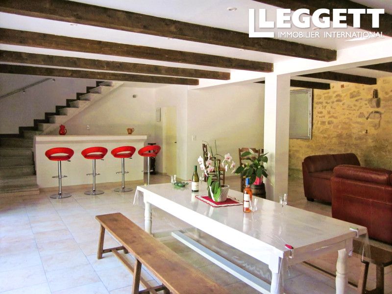 Property photo 3 of 10