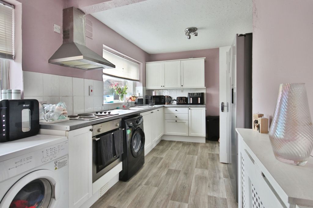 Property photo 1 of 11 4007001