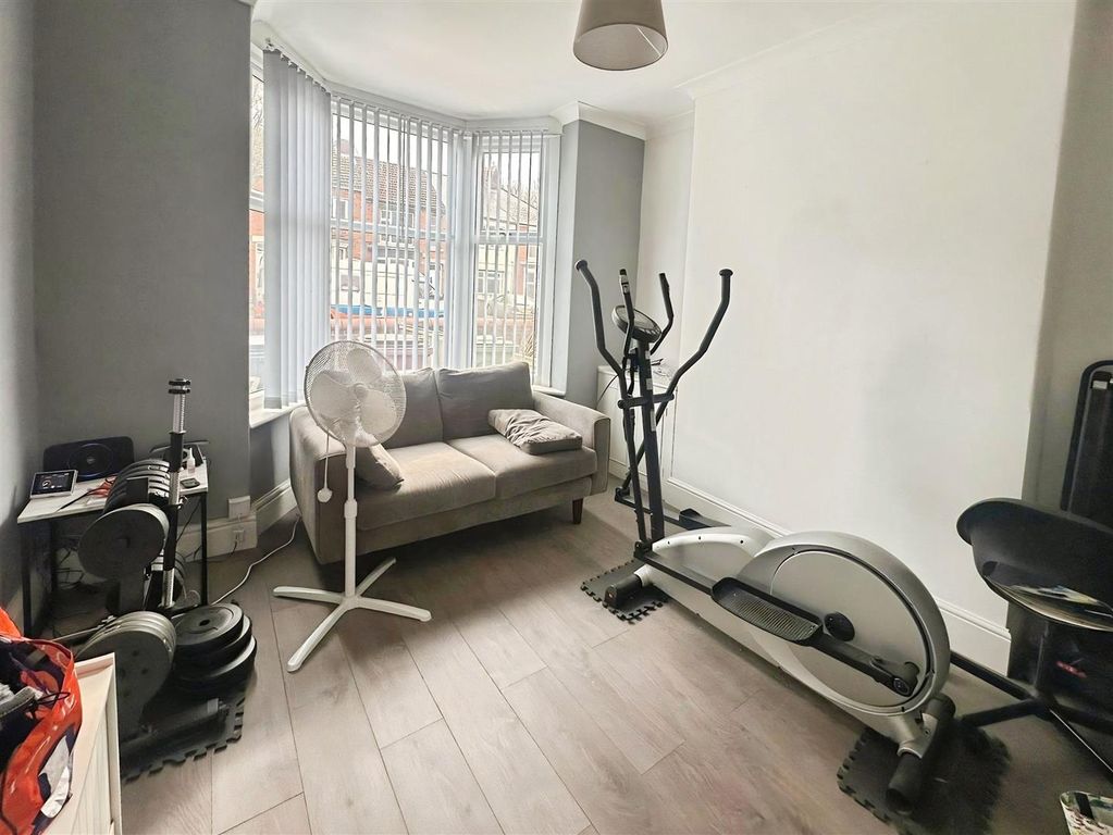 Property photo 3 of 10 5908Bce2-Photo-2026-03-18-11-39-04 203.Jpg