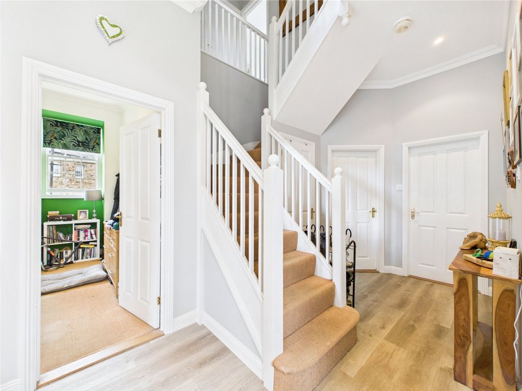 Property photo 2 of 17 Picture No. 06