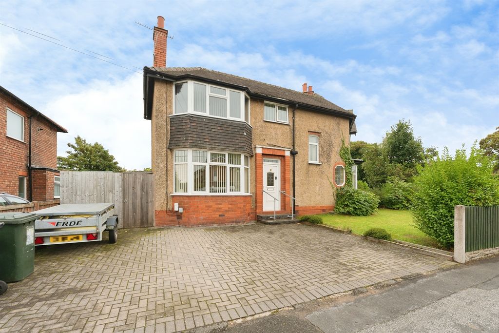 Property photo 1 of 20