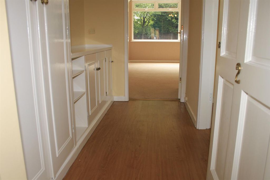 Property photo 3 of 10 2.Jpg