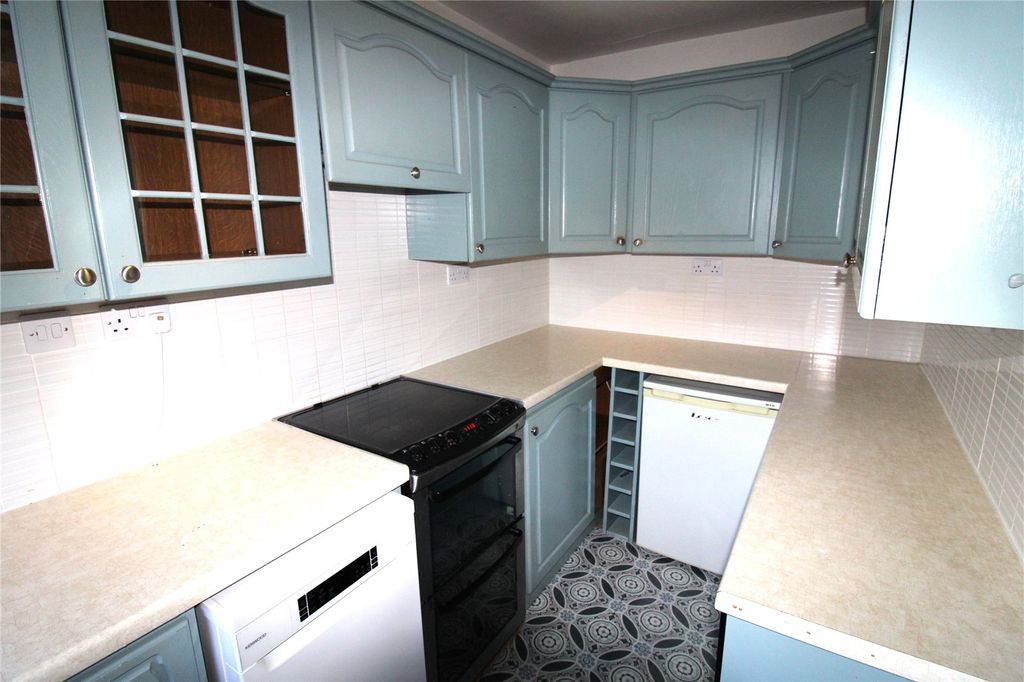 Property photo 2 of 11 Picture No. 01