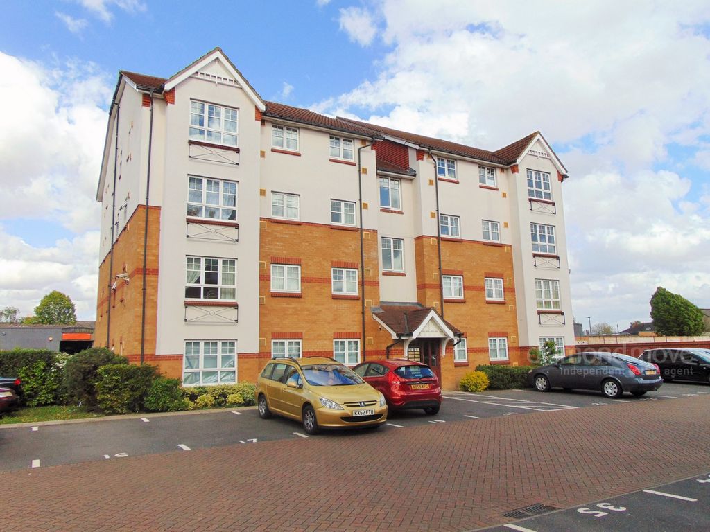 Property photo 1 of 7 Photo 8