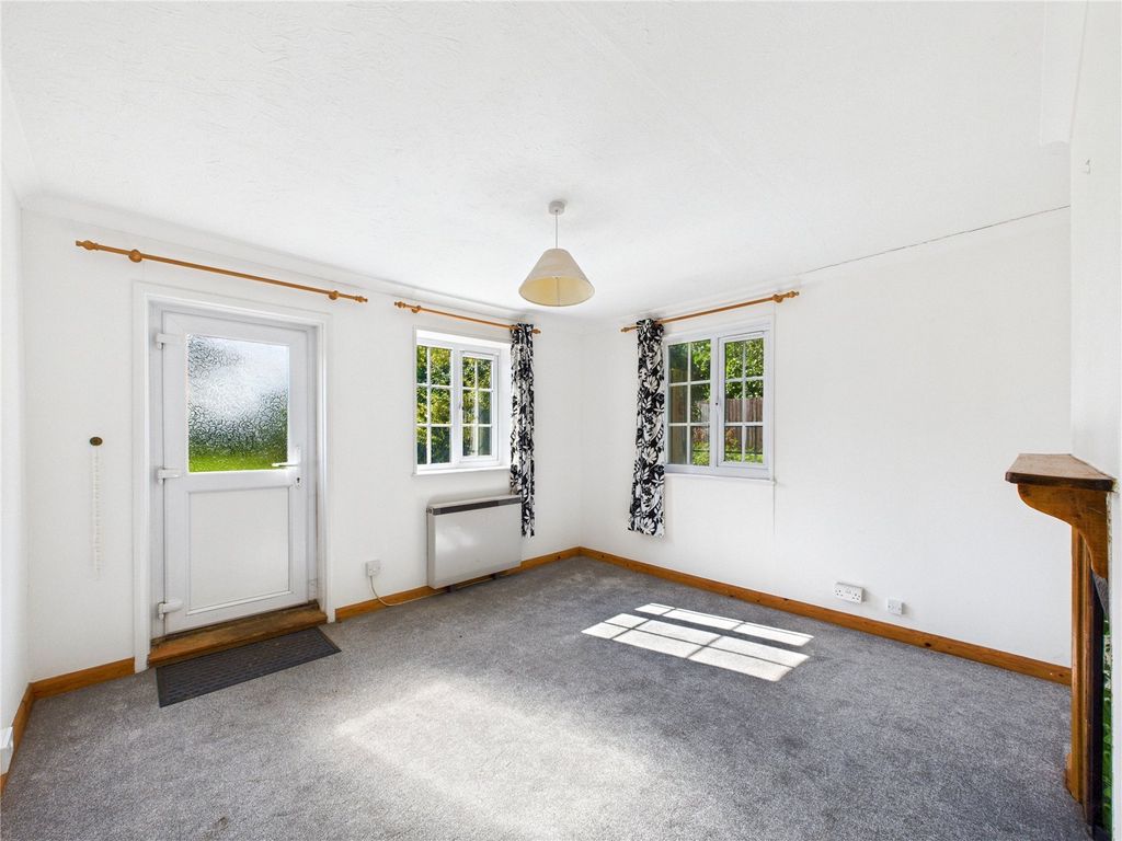 Property photo 2 of 12 Picture No. 05