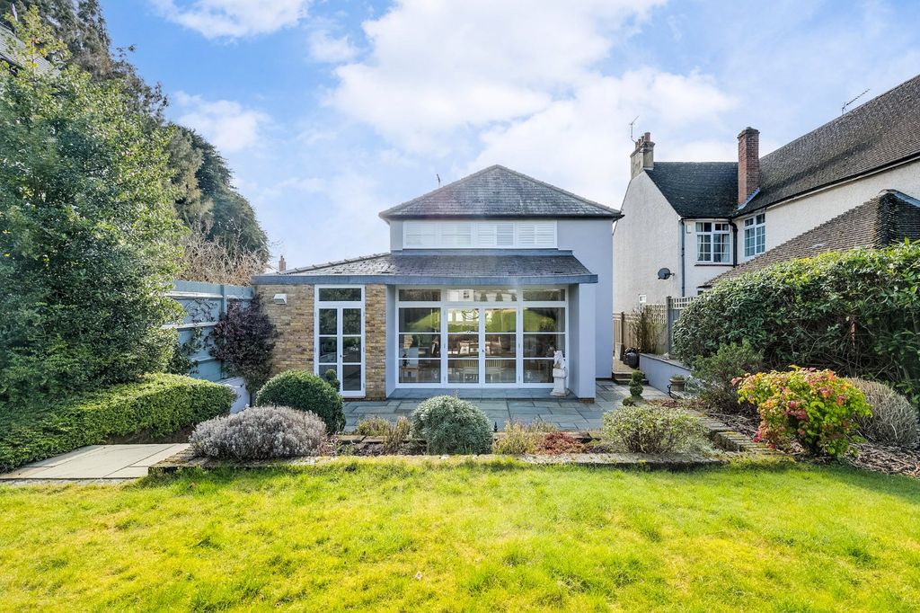 Property photo 1 of 24 Picture No. 22