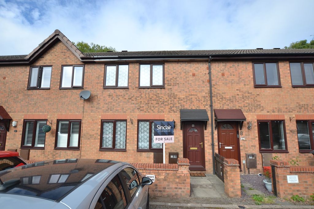 Property photo 1 of 17