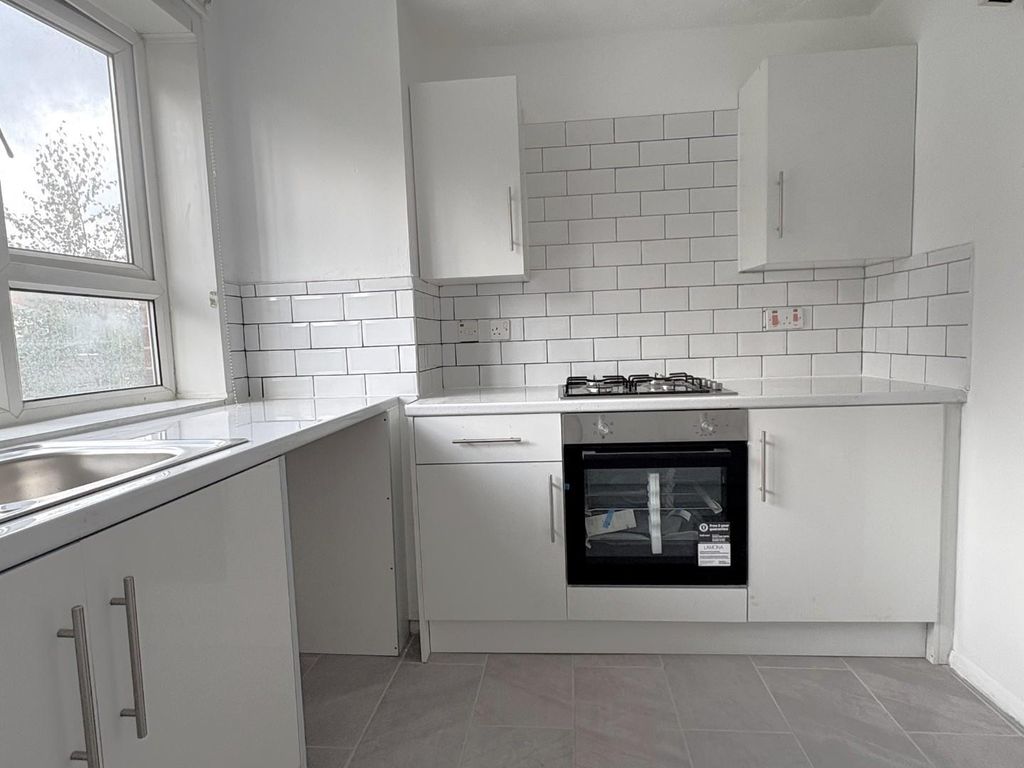 Property photo 2 of 13 12.Jpg