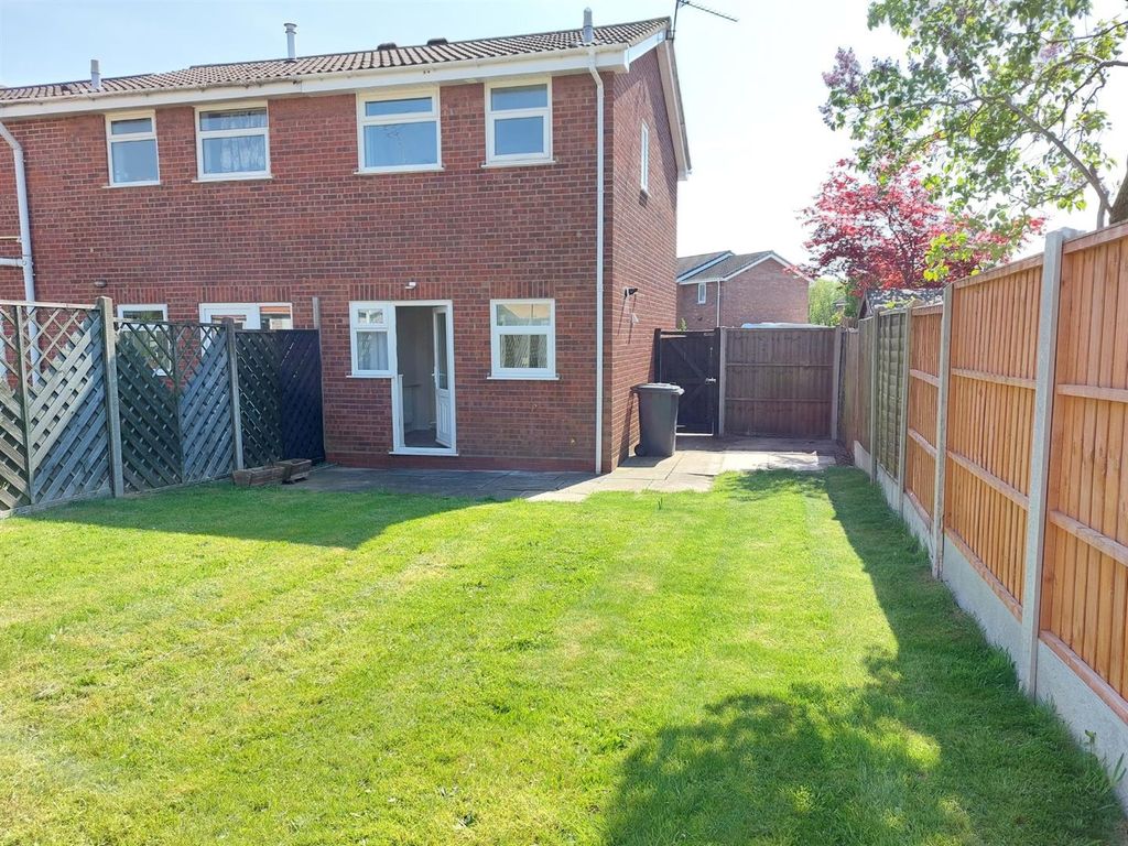 Property photo 2 of 11