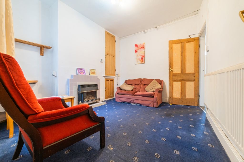 Property photo 3 of 13 Call 02920 454555 To Secure Your Viewing_4