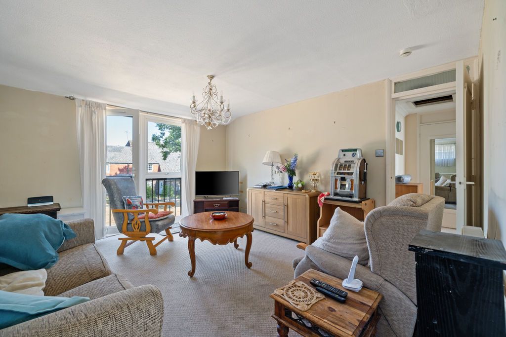 Property photo 3 of 10 Photo 12