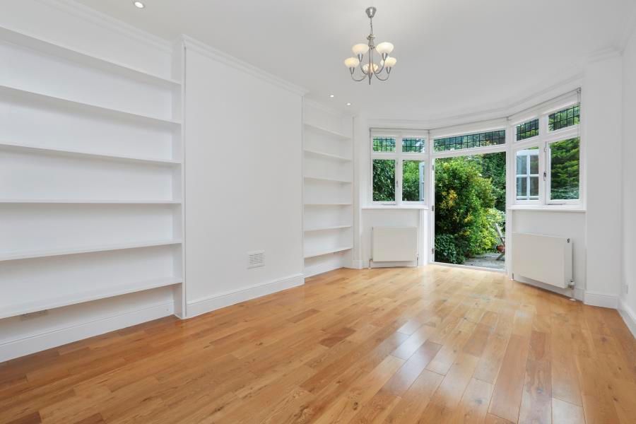 Property photo 2 of 11