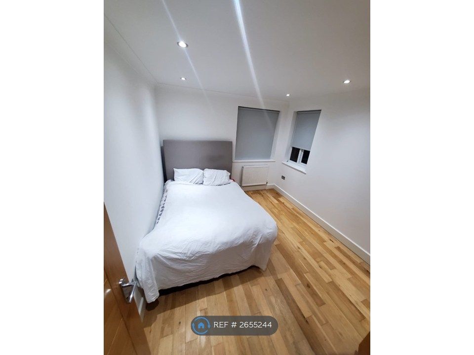 Property photo 1 of 4