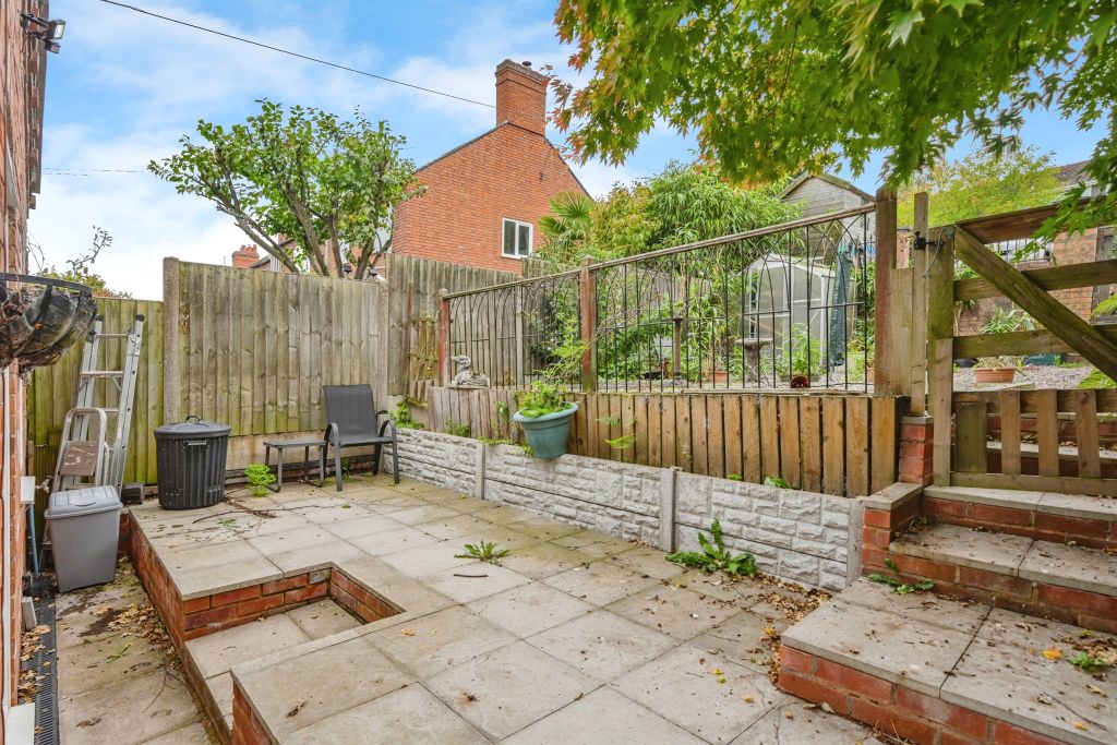 Property photo 2 of 17