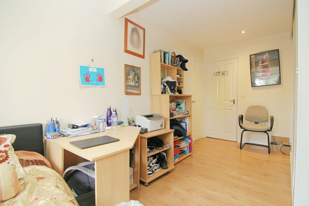 Additional image 34 of 5 bed detached house for saleSycamore Chase, Pudsey LS28