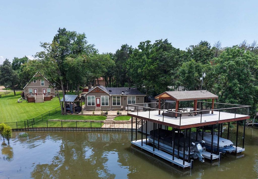 Property photo 1 of 31