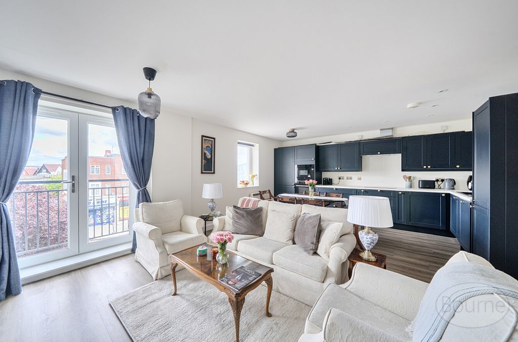Property photo 2 of 13 A7Ffc4c0-3Cce-435...