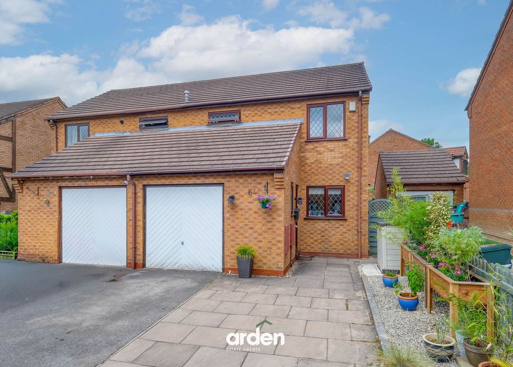 Property photo 1 of 18