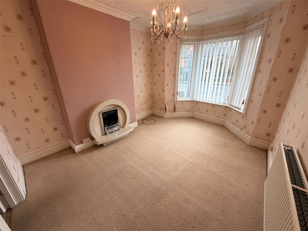 Property photo 2 of 13 Picture No. 27