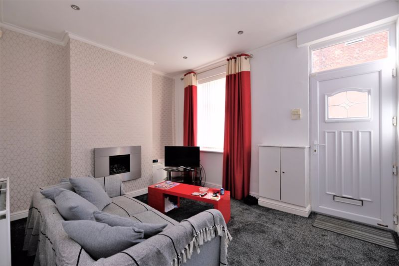 Property photo 1 of 12 Photo 10