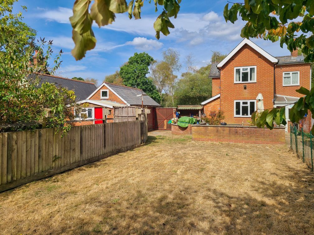 Property photo 3 of 46