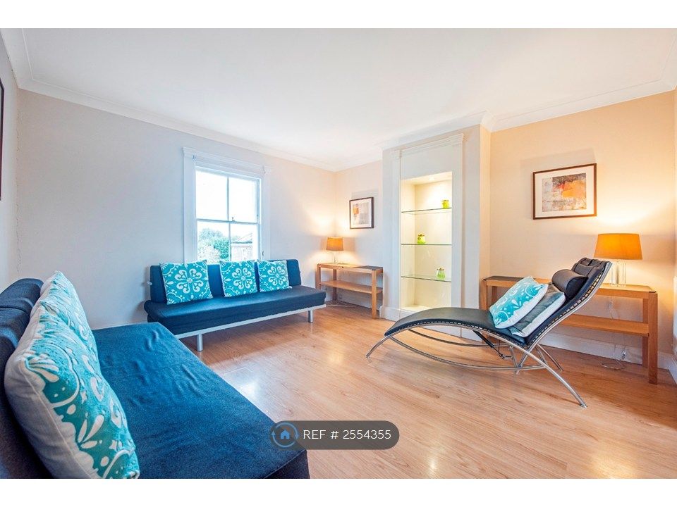 Property photo 2 of 8 Louge