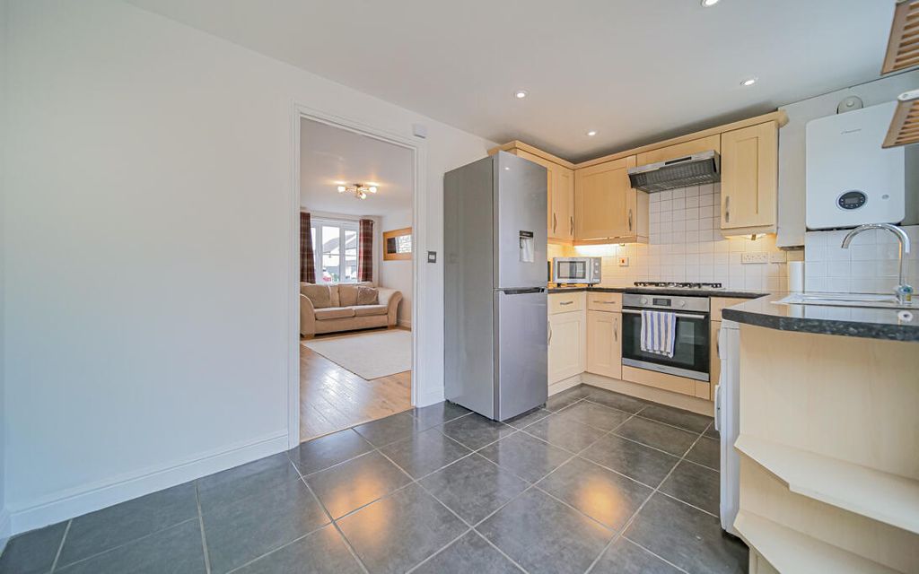 Property photo 2 of 12 P1070067.Jpg