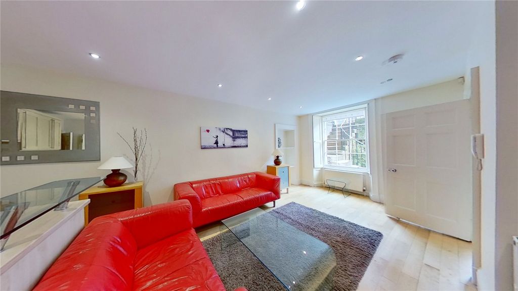 Property photo 2 of 11 Picture No. 03
