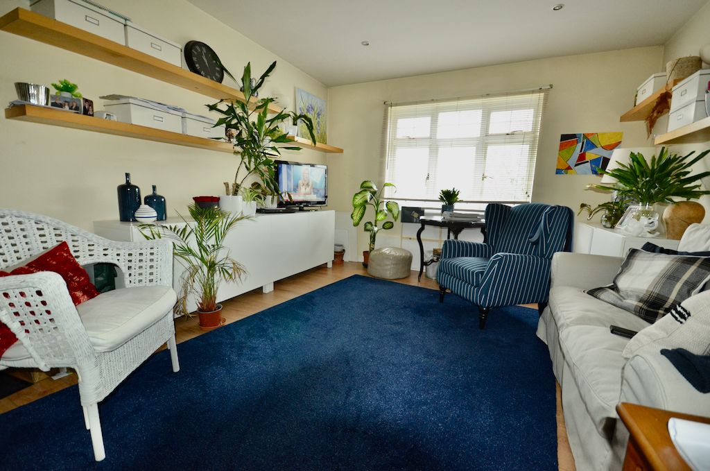 Property photo 3 of 5