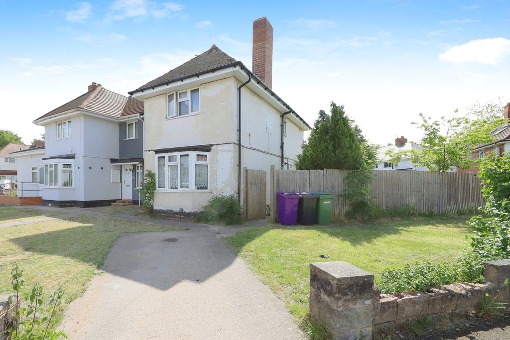 Property photo 2 of 17 Photo