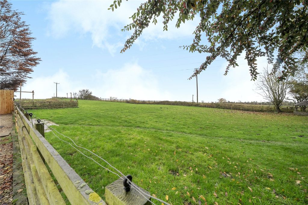 Property photo 2 of 25 Picture No. 07