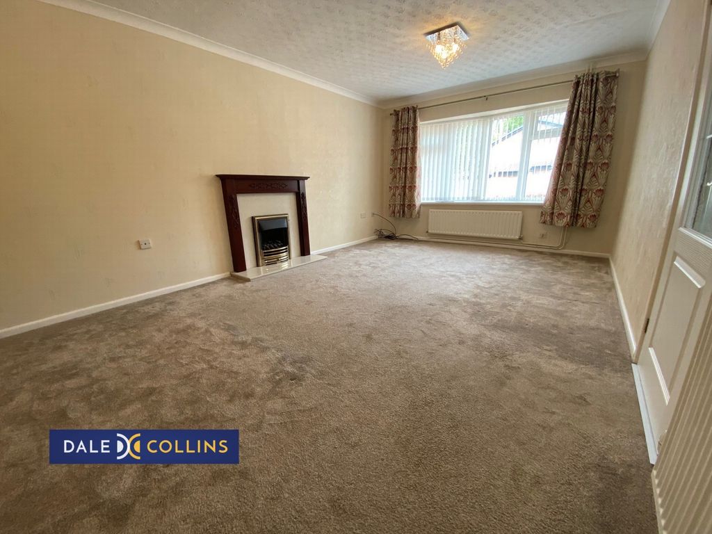 Property photo 2 of 18 Photo 8