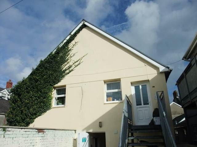 Property photo 1 of 6 Front