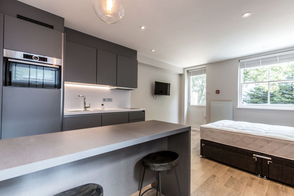 Property photo 2 of 18 Dining_Room