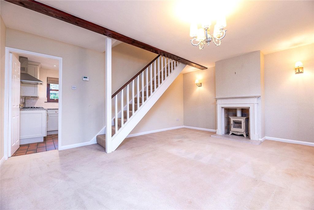 Property photo 2 of 18 Picture No. 17