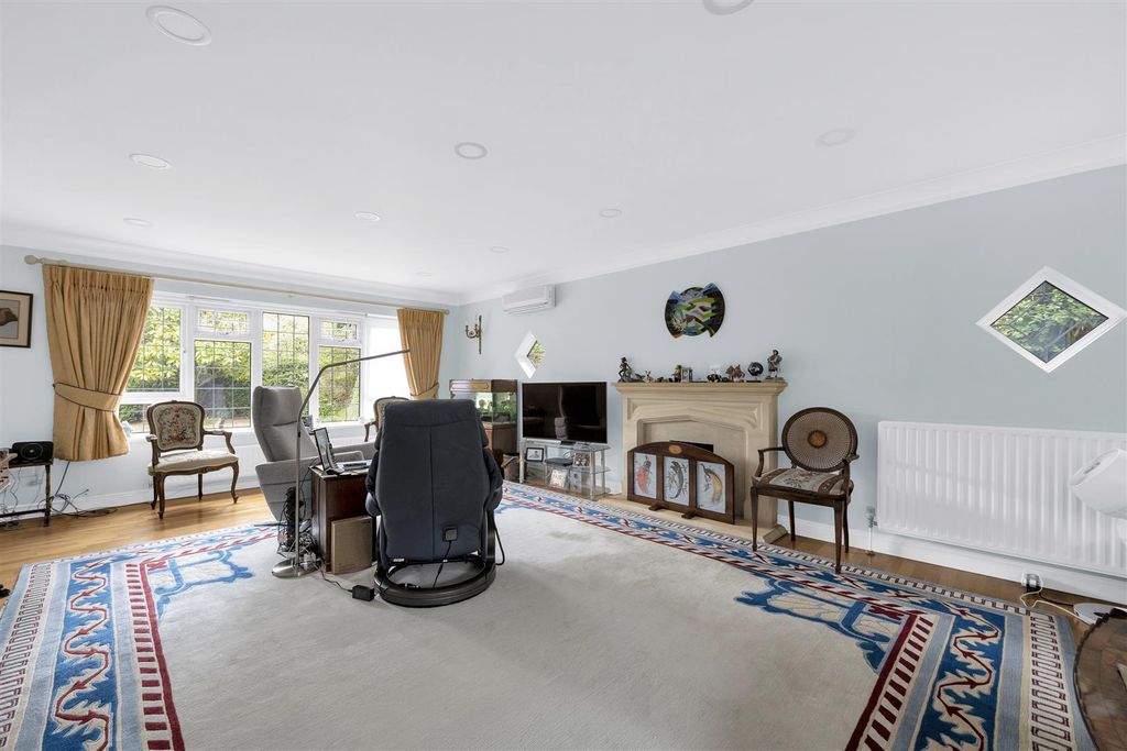 Property photo 3 of 12 1A-Wheatfield-03.Jpg